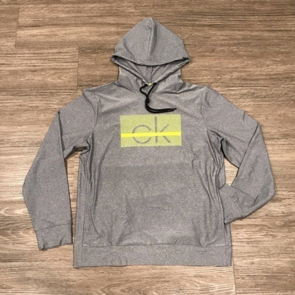 Calvin Klein Sweaters. New